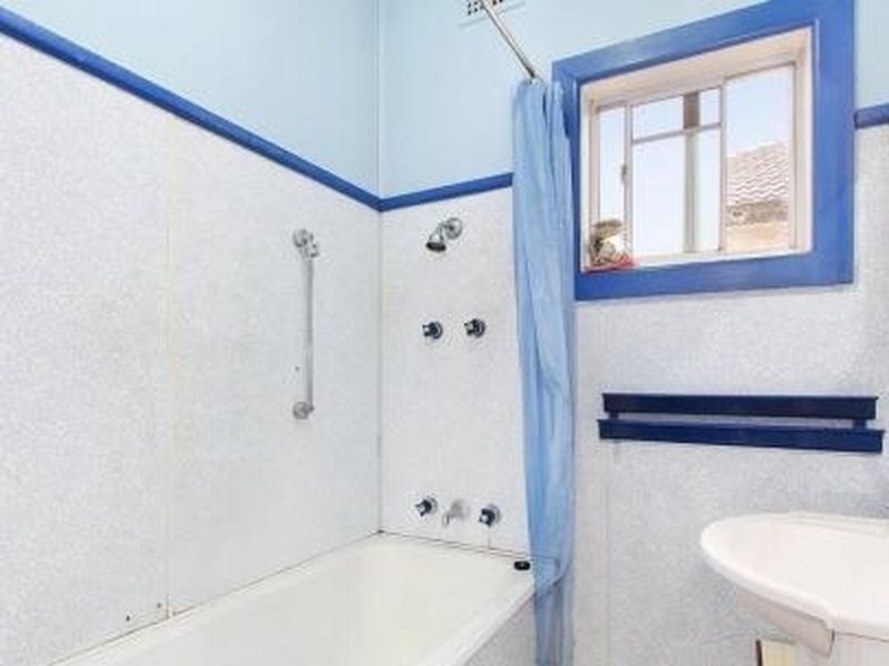 27 Orchid Street, Guildford NSW 2161