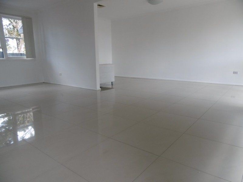 1 Emma Crescent, Wentworthville NSW 2145