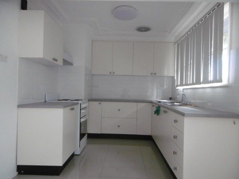 1 Emma Crescent, Wentworthville NSW 2145