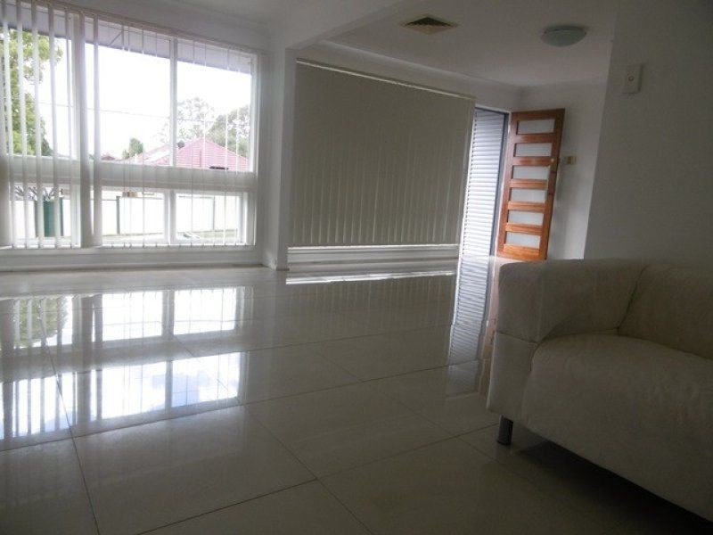 1 Emma Crescent, Wentworthville NSW 2145