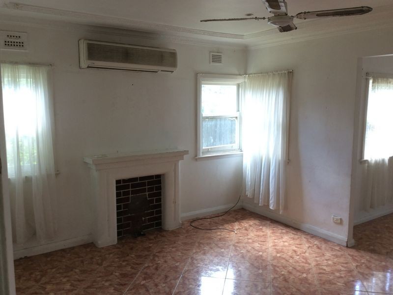 135 The Avenue, Granville NSW 2142