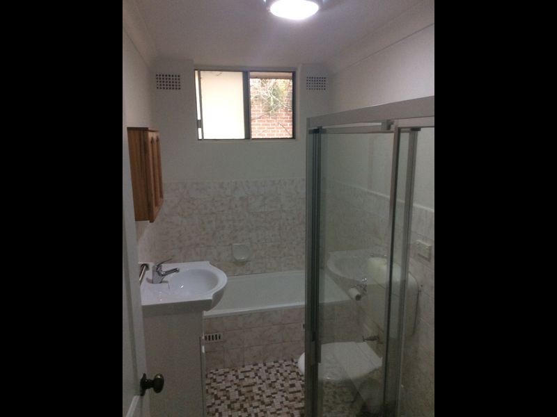 6/26 Hutchinson Street, Granville NSW 2142