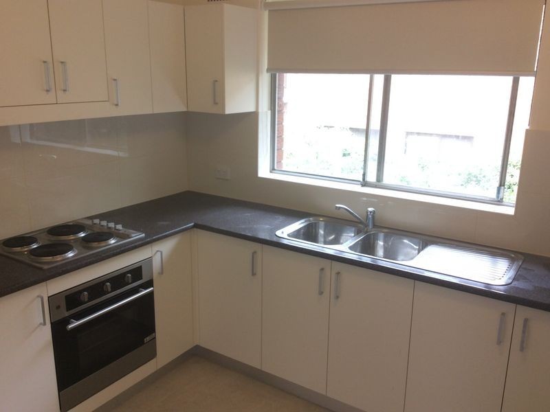 2/2 Maud Street, Granville NSW 2142