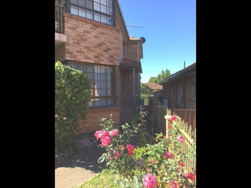 2/17 Price Street, Merrylands NSW 2160