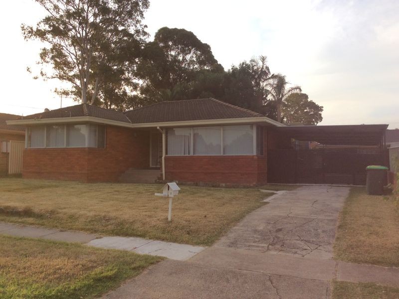 3 Montgomery Avenue, Granville NSW 2142