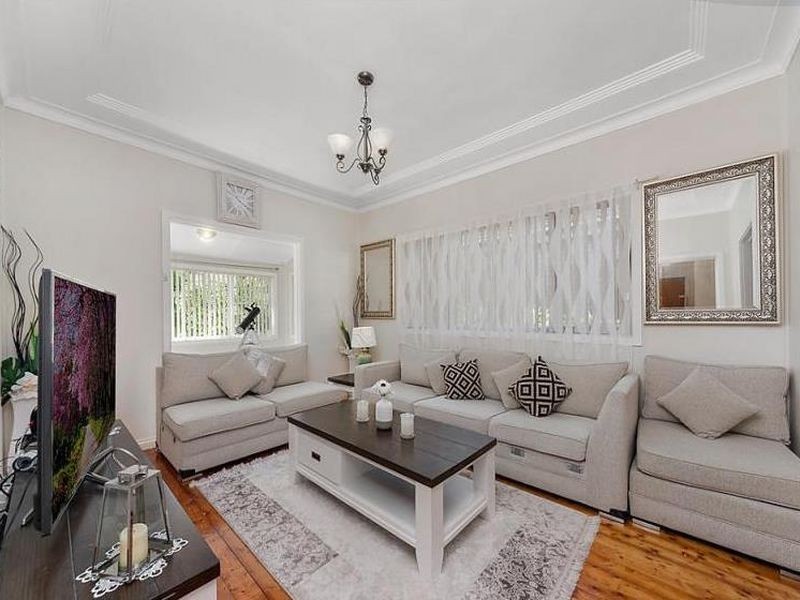 241 Blaxcell Street, Granville NSW 2142