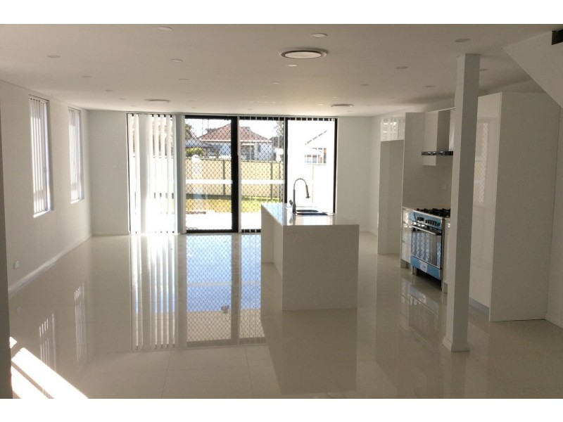 21a Crossland Street, Merrylands NSW 2160