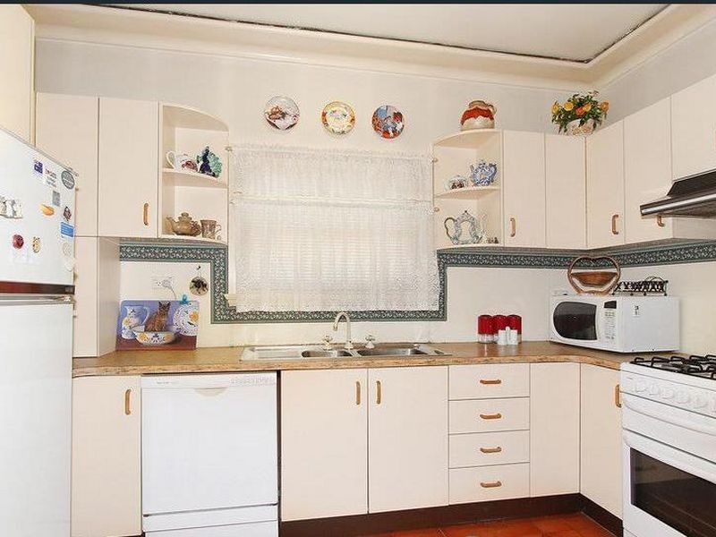 5 Mills Street, Merrylands NSW 2160