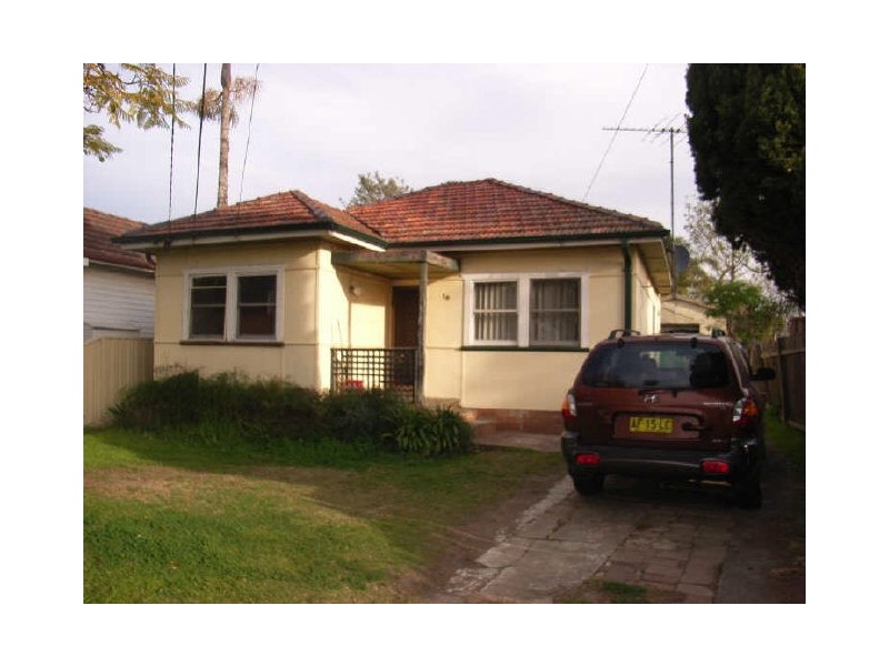 16 Woodstock Street, Guildford NSW 2161