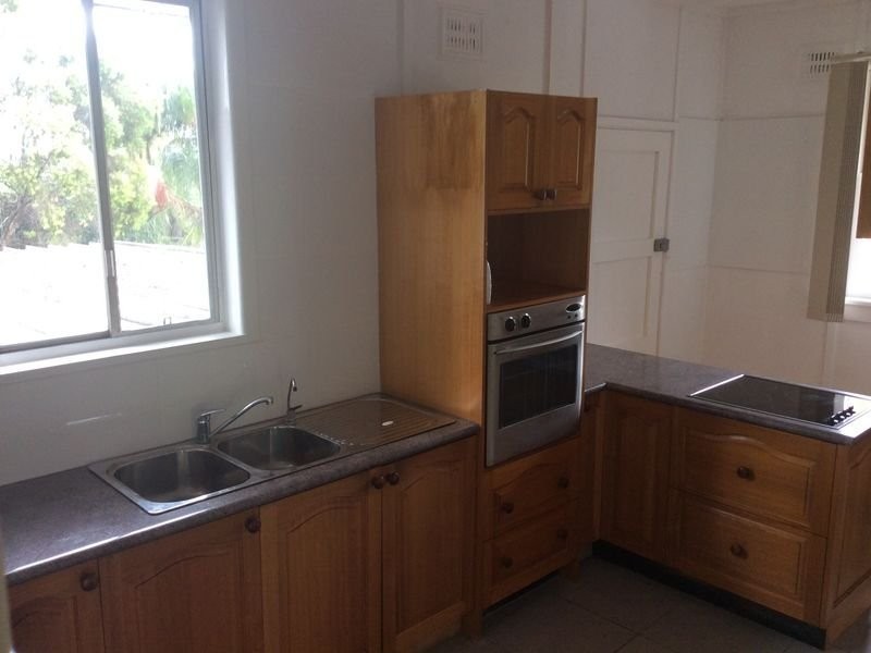 18 Gladys Crescent, Seven Hills NSW 2147