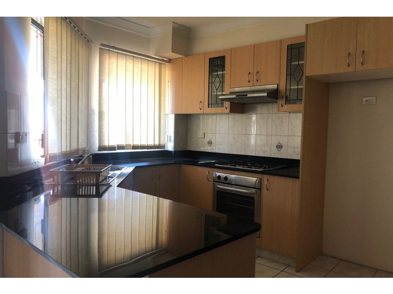 4/18-20 Blaxcell Street, Granville NSW 2142