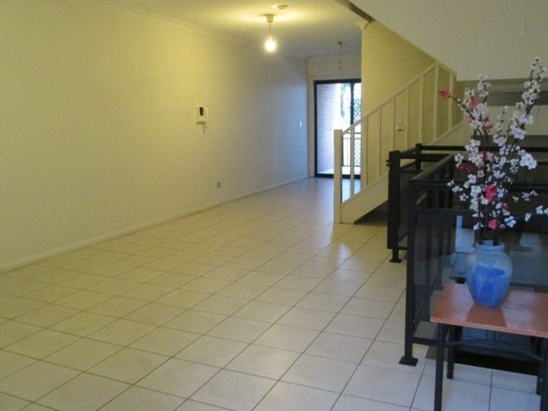 10/104 Elizabeth Street, Granville NSW 2142