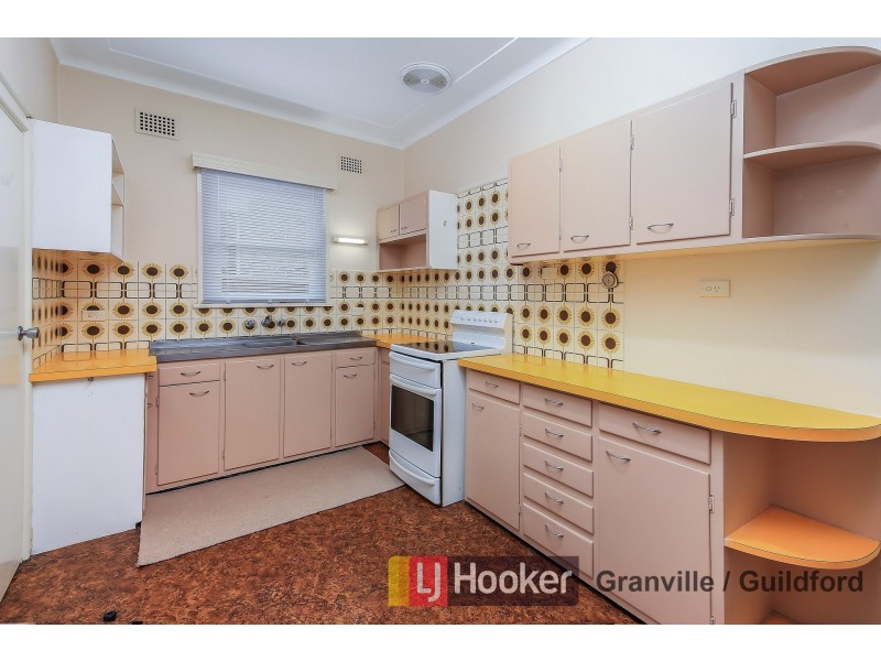 15 Dudley Road, Guildford NSW 2161