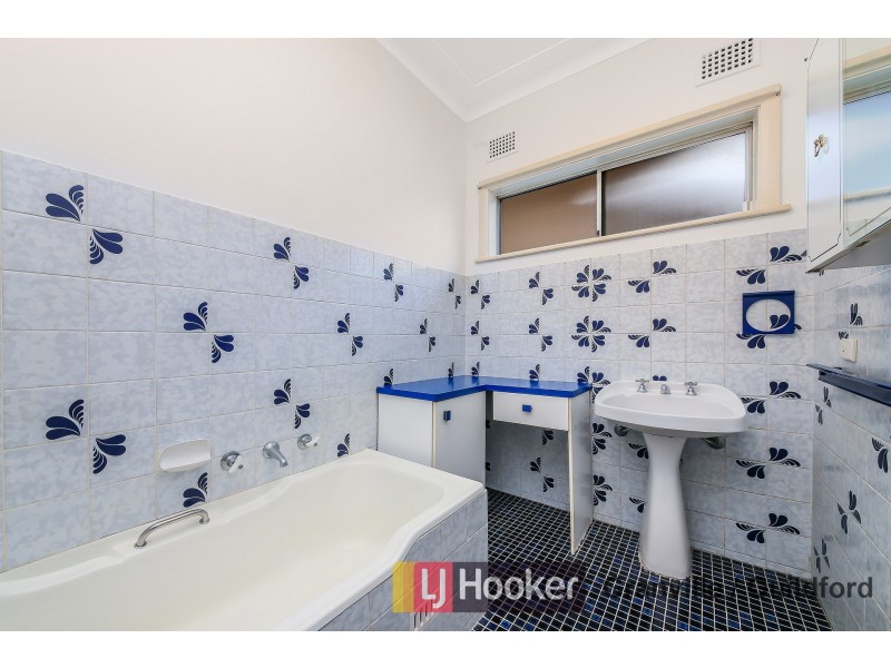 15 Dudley Road, Guildford NSW 2161