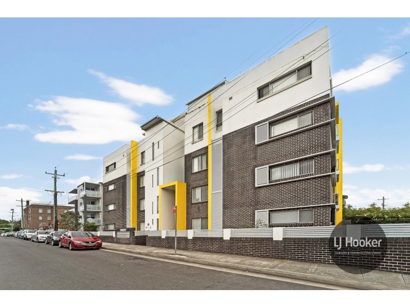 6/29-31 Cross Street, Guildford NSW 2161