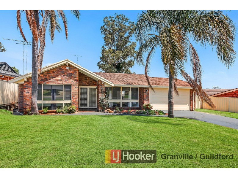 19 Kingfisher Way, St Clair NSW 2759