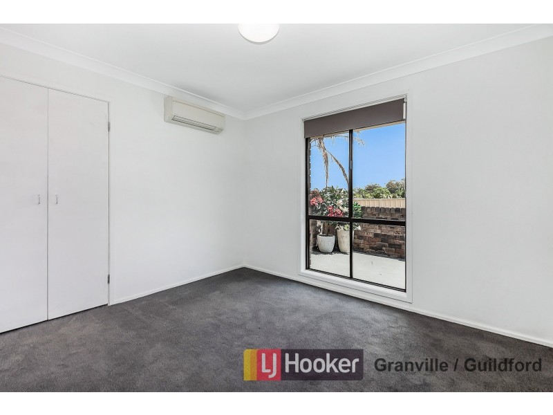 19 Kingfisher Way, St Clair NSW 2759