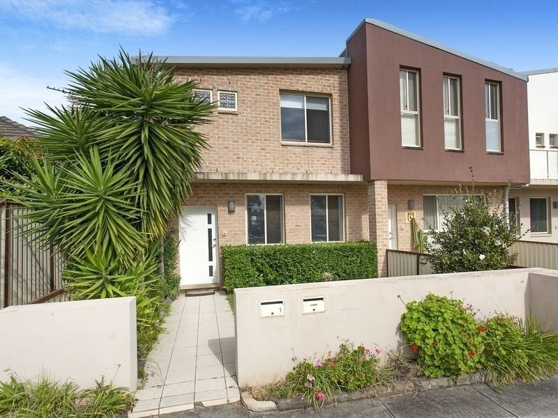 1/12-16 Bradman Street, Merrylands NSW 2160