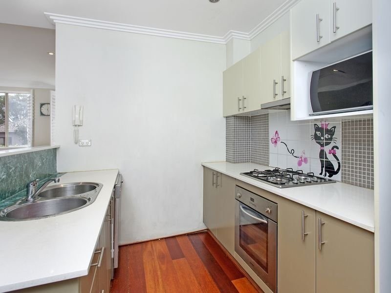 1/12-16 Bradman Street, Merrylands NSW 2160