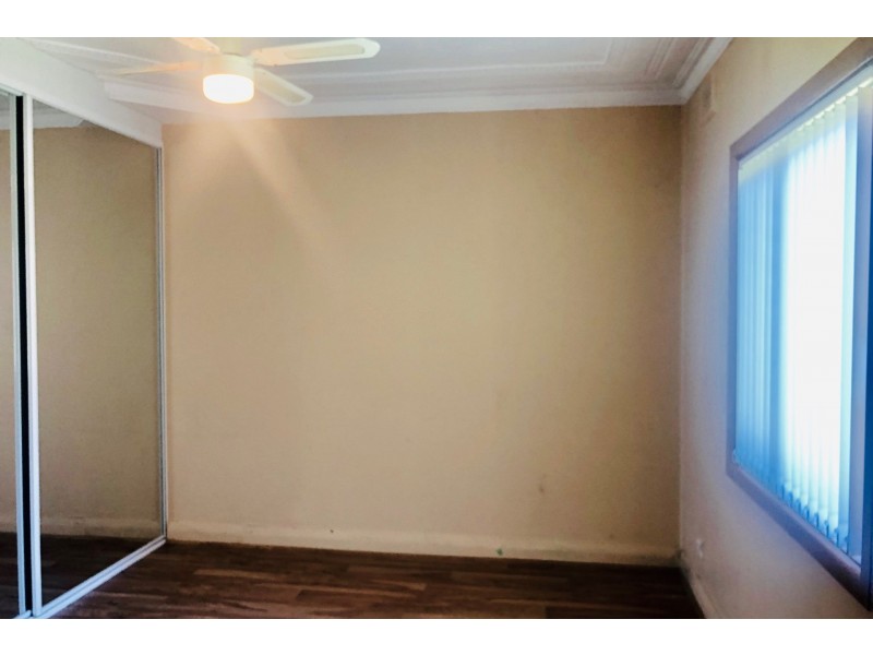 9 Bradman Street, Merrylands NSW 2160