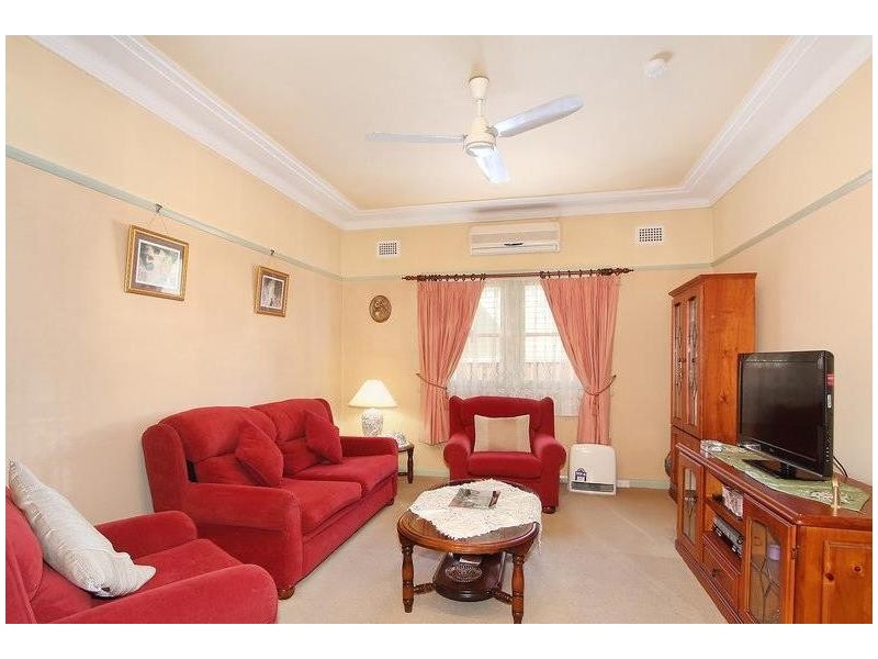 5 Mills Street, Merrylands NSW 2160