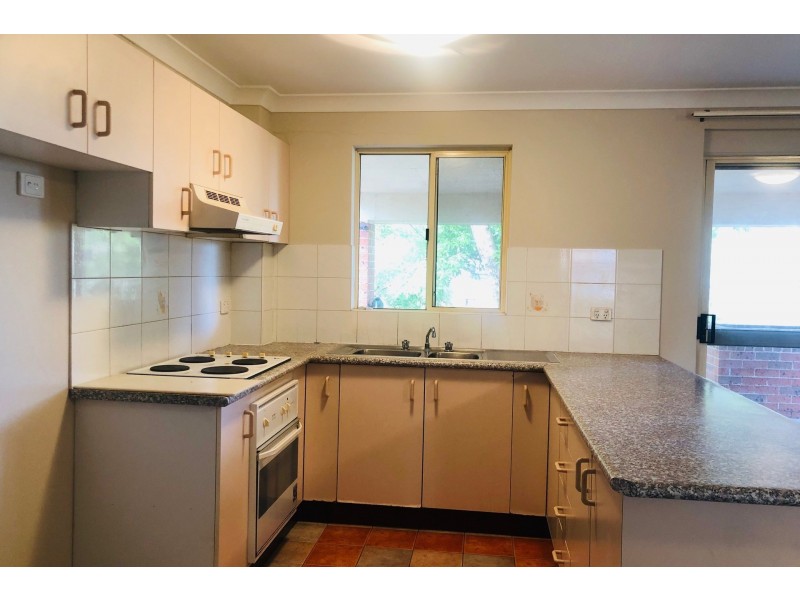 2/64 Prospect Street, Harris Park NSW 2150