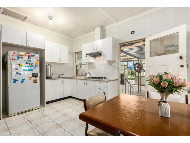 98 Louis Street, Granville NSW 2142