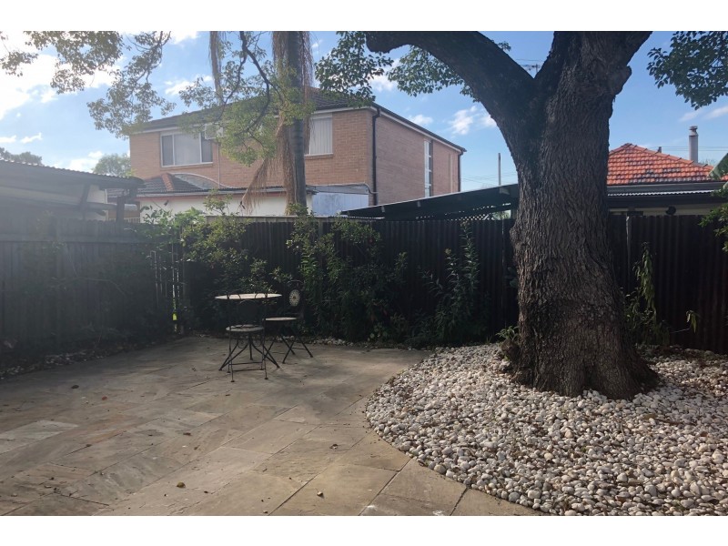 1 Rossiter Street, Granville NSW 2142