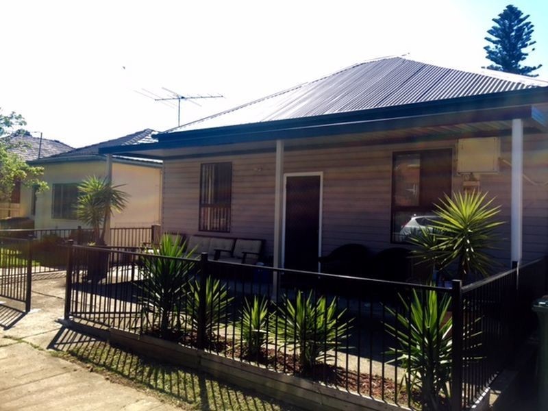 13 Hewlett Street, Granville NSW 2142