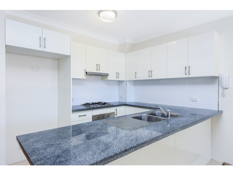 10/572-574 Woodville Road, Guildford NSW 2161