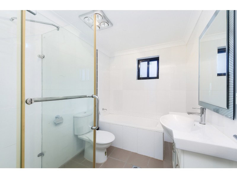 10/572-574 Woodville Road, Guildford NSW 2161