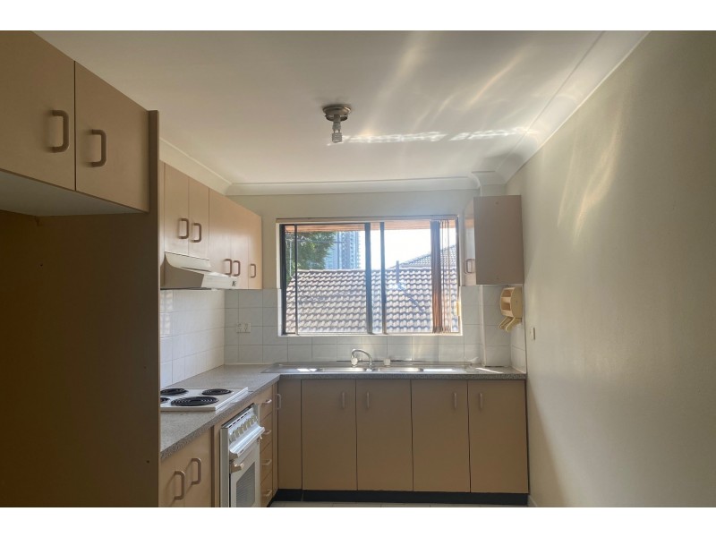8/20 Clyde Street, Granville NSW 2142