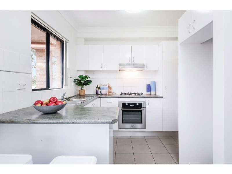 6/10-14 Calliope Street, Guildford NSW 2161