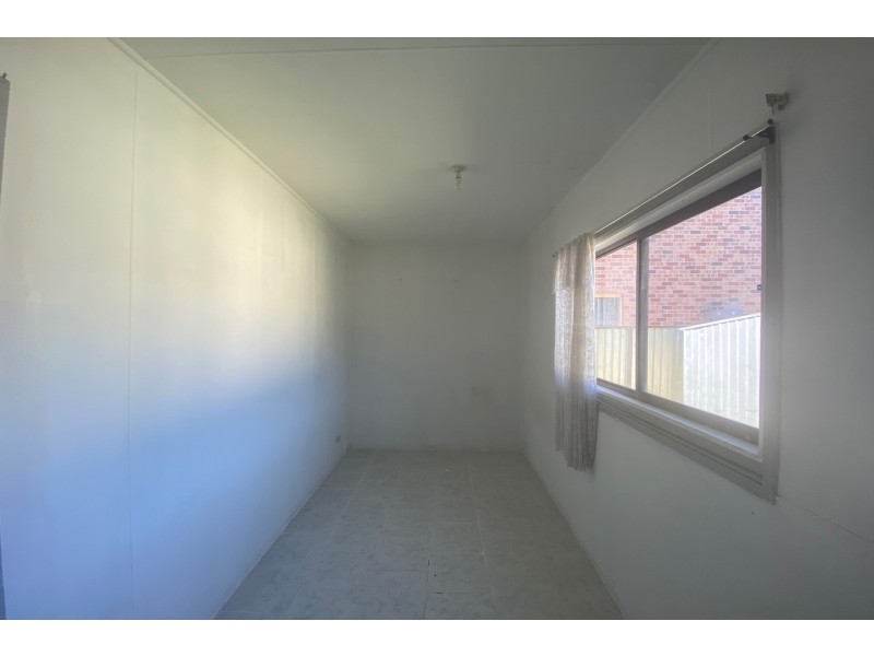 8 Lackey Street, Granville NSW 2142