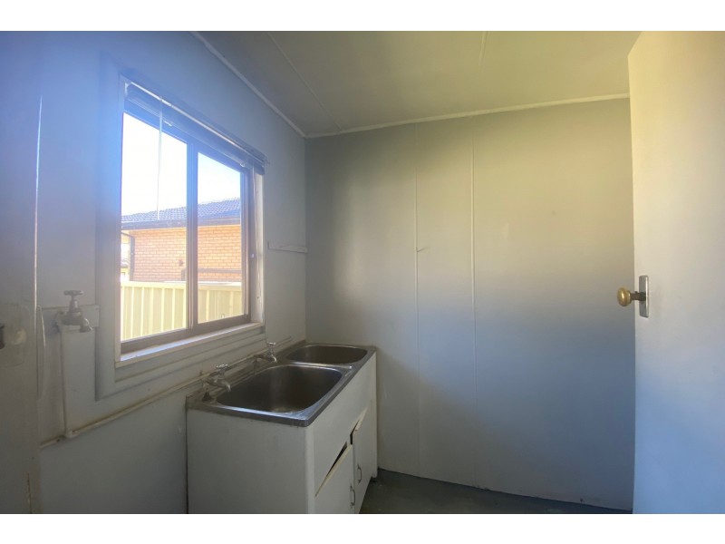 8 Lackey Street, Granville NSW 2142