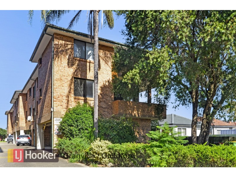 2/22 Louis Street, Granville NSW 2142