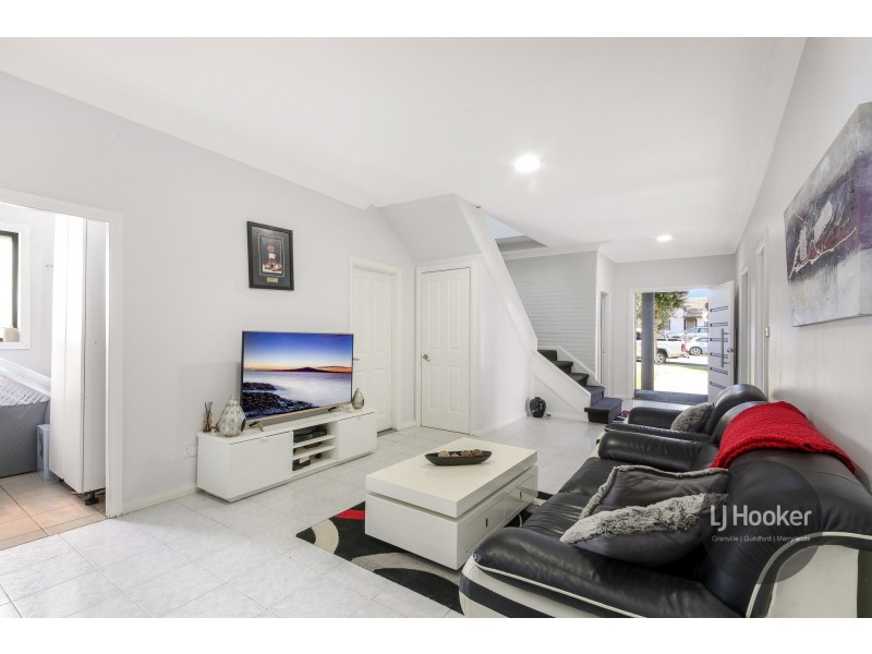 40 Rhodes Avenue, Guildford NSW 2161