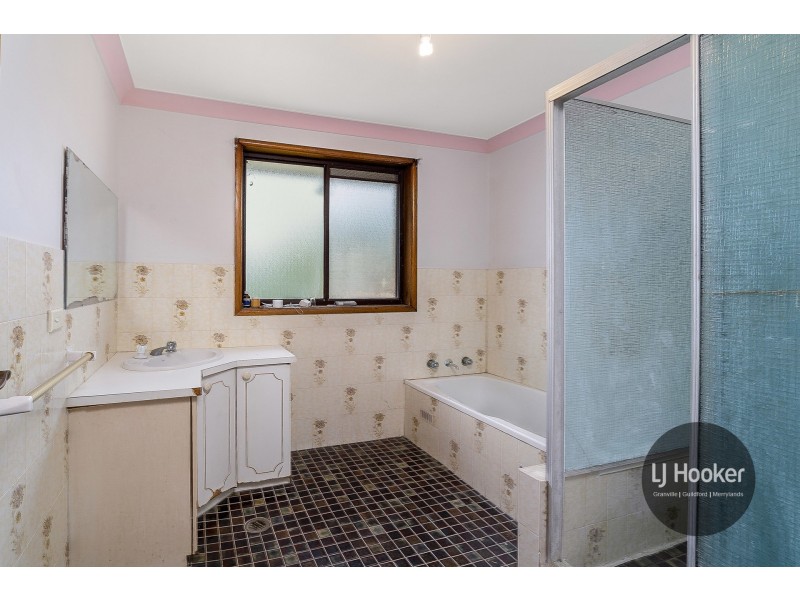 7 Rhodes Avenue, Guildford NSW 2161