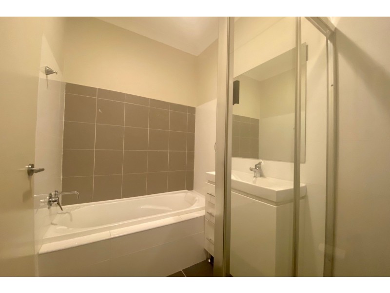 9/25 Henry Street, Guildford NSW 2161