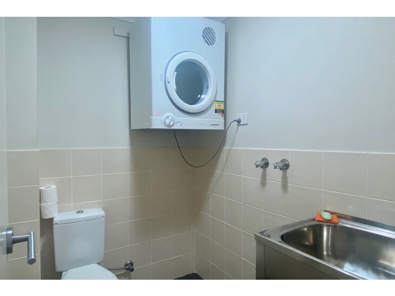 9/25 Henry Street, Guildford NSW 2161