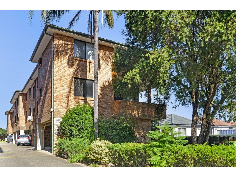 2/22 Louis Street, Granville NSW 2142