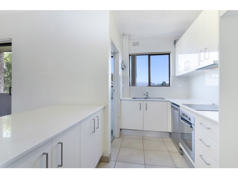 2/22 Louis Street, Granville NSW 2142