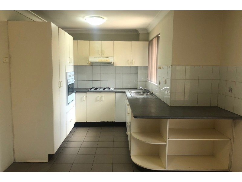 1/4 Wigram Street, Harris Park NSW 2150