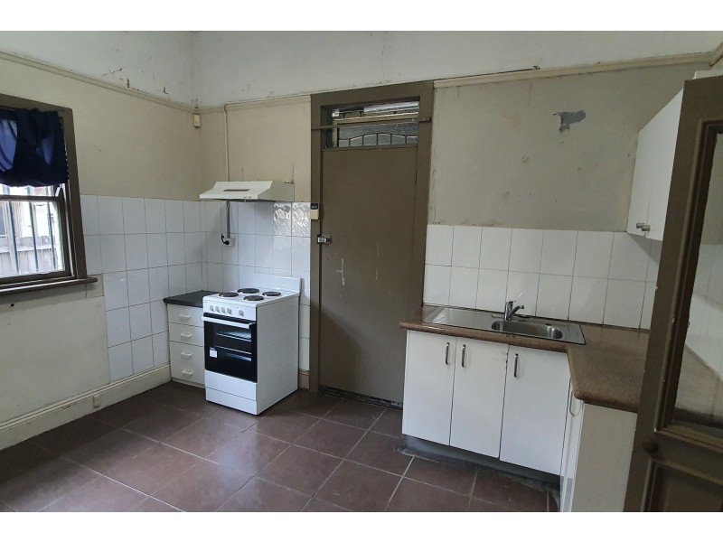 10 Russell Street, Granville NSW 2142