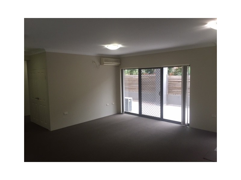 2/36 Harris Street, Harris Park NSW 2150