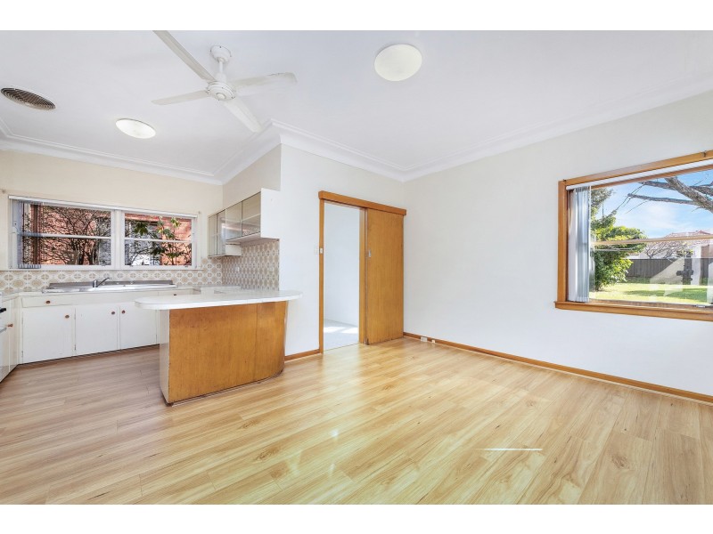 17 Bury Road, Guildford NSW 2161