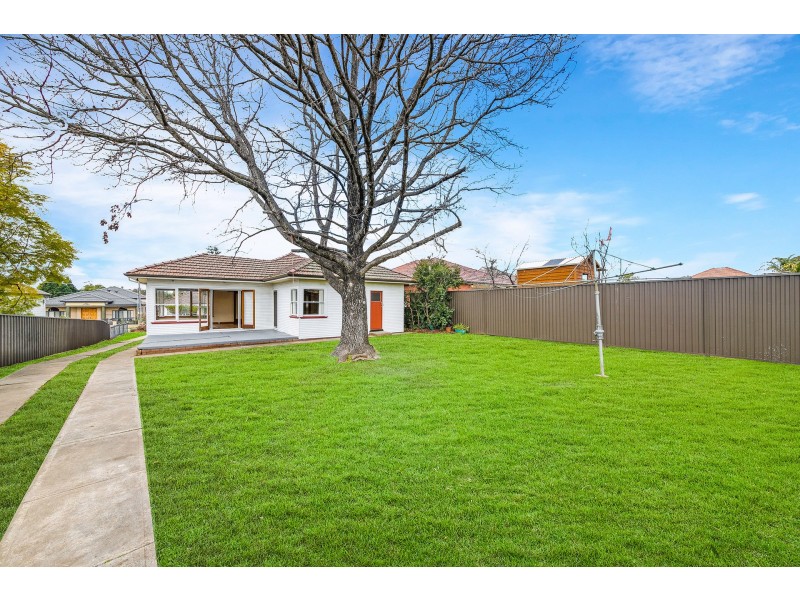 17 Bury Road, Guildford NSW 2161