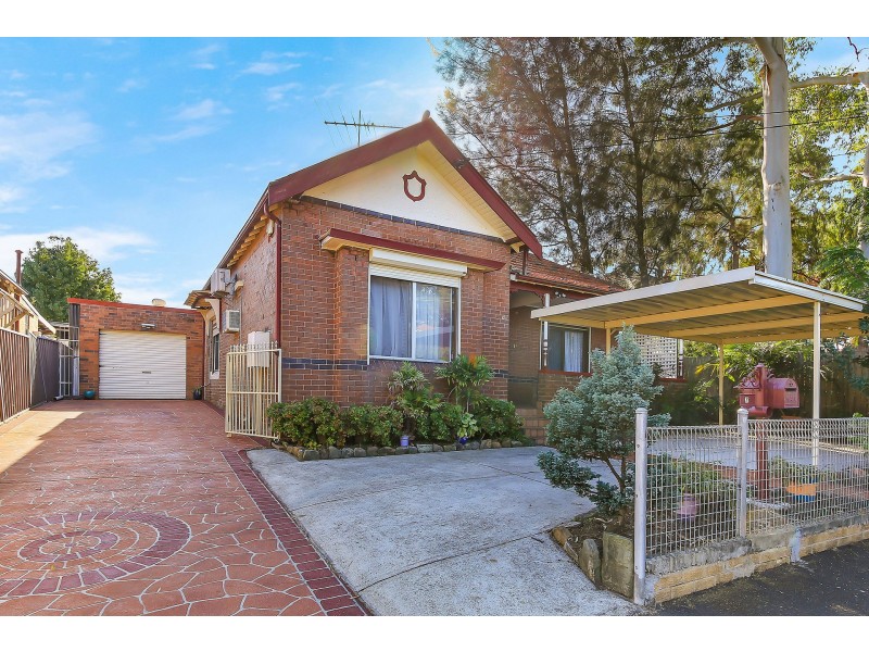 70 The Avenue, Granville NSW 2142