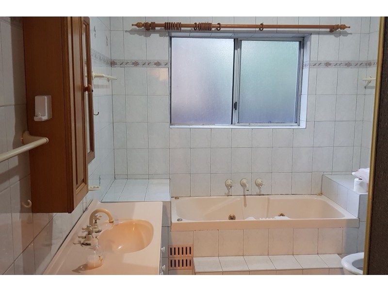 70 The Avenue, Granville NSW 2142