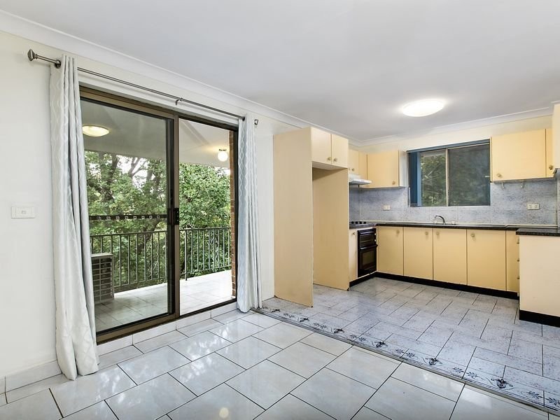 20/11 Louis Street, Granville NSW 2142